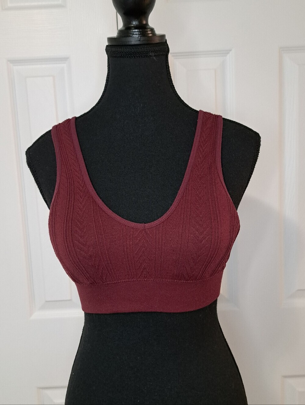 Capezio Wireless Bra Burgandy Womens Medium Textured Cable Lounge Yoga Ballet